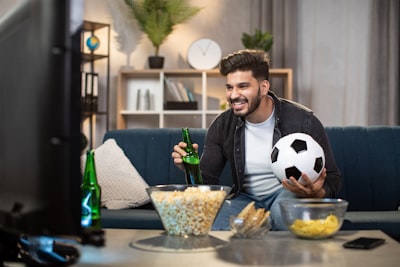 أفضل لاعب في العالم 2024 حاليامن يتصدر المشهد الكروي؟